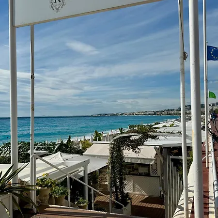 Lägenhet Nouveau Carre D'or