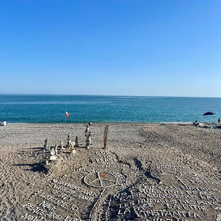 Nouveau Carre D'or Nice